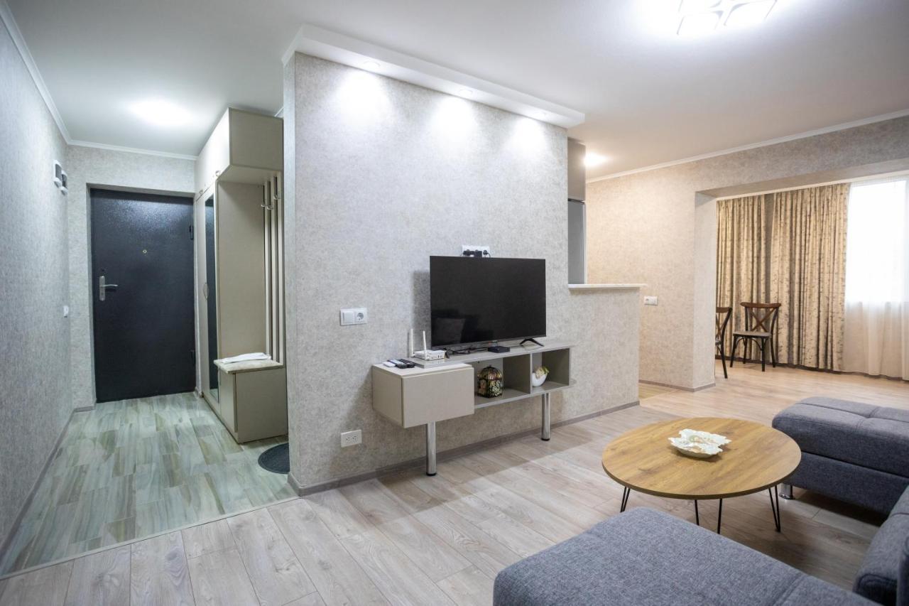 Ninia'S Apartment Κουτάισι Εξωτερικό φωτογραφία